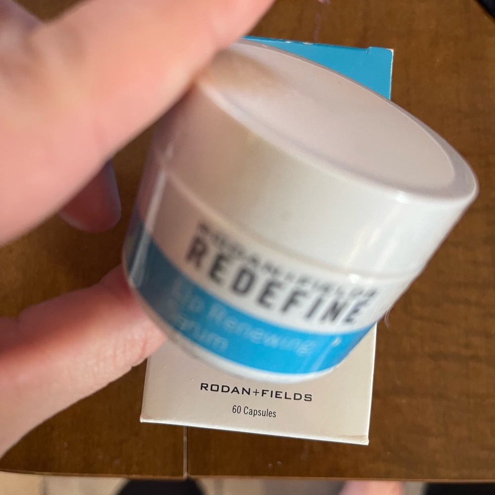 New in box- Rodan and fields lip renew